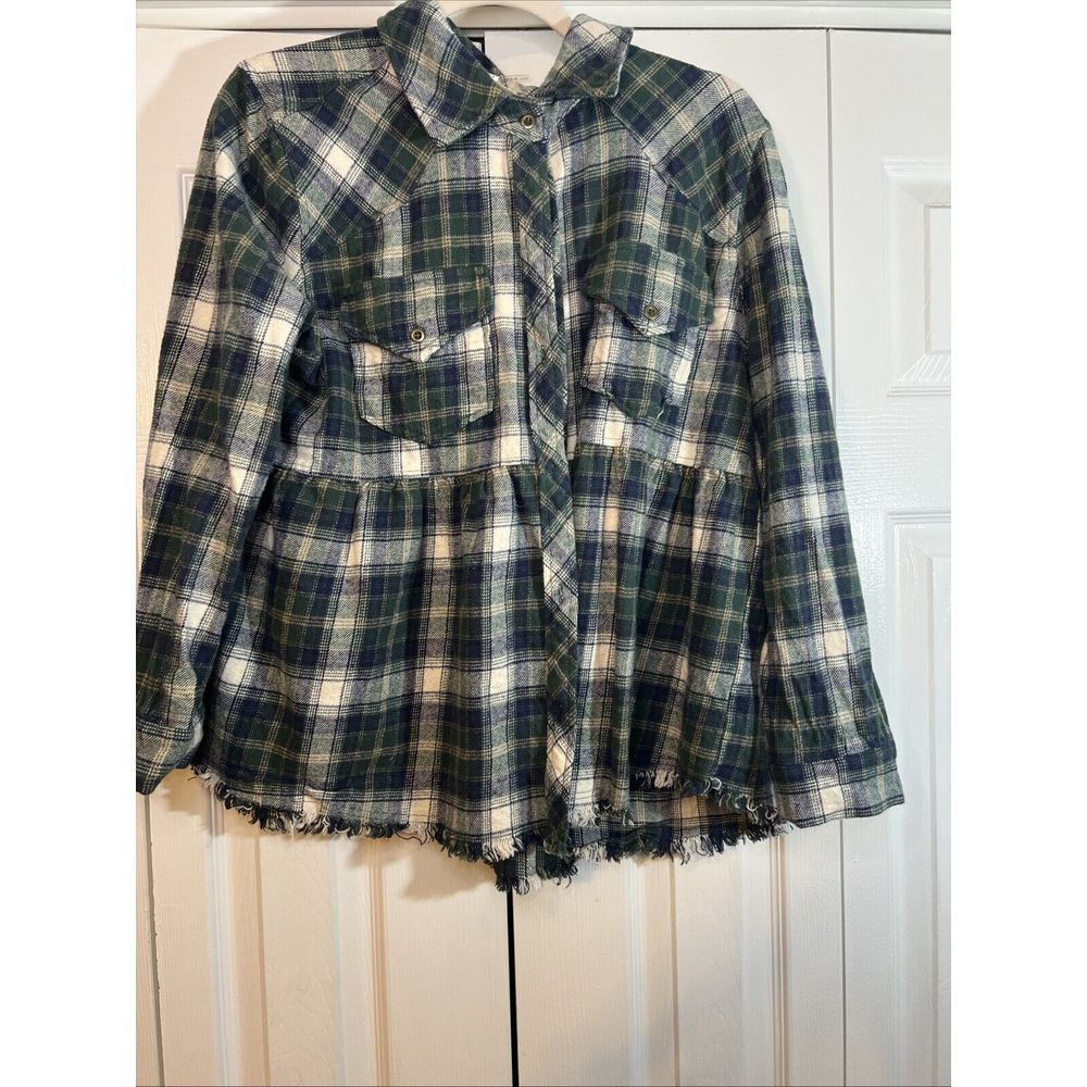 Entro Oversized Plaid Flannel Shirt Women's Medium Raw Hem Boho EUC